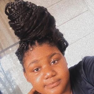 Meet your Posher, Precious